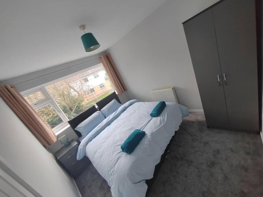 דירות Cosy Brighouse 3 Bed House-Great For Contractors מראה חיצוני תמונה