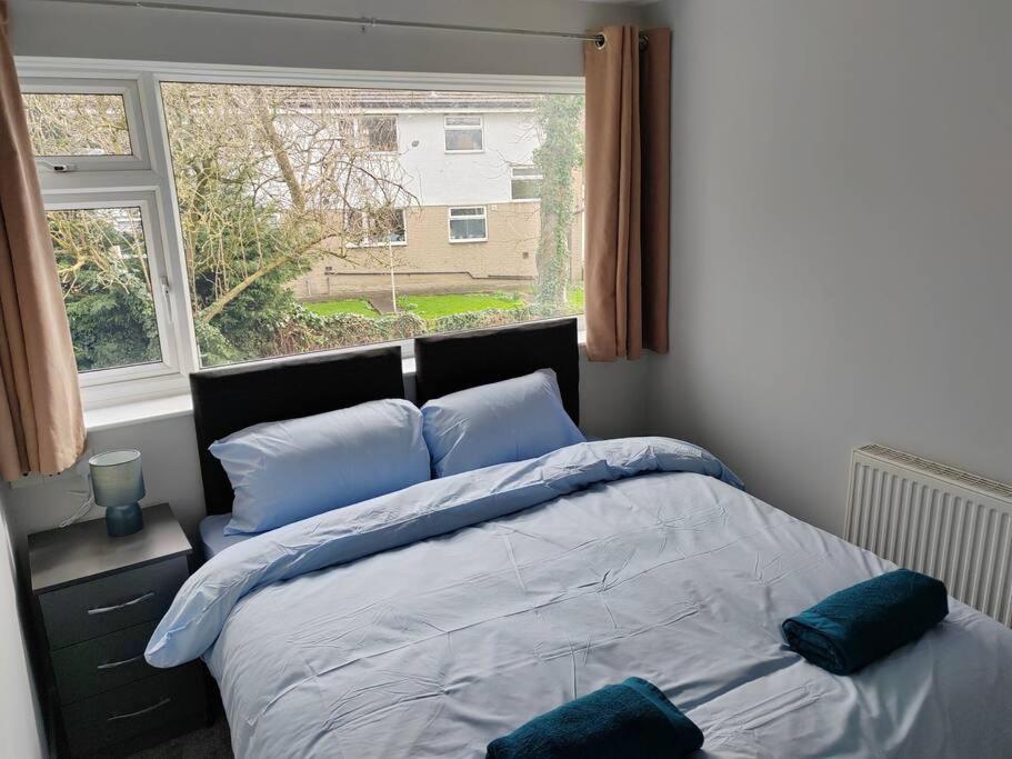 דירות Cosy Brighouse 3 Bed House-Great For Contractors מראה חיצוני תמונה