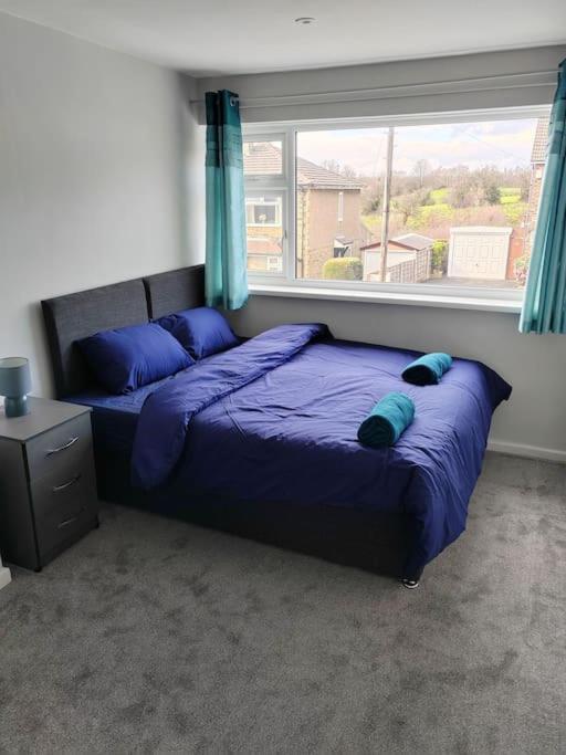 דירות Cosy Brighouse 3 Bed House-Great For Contractors מראה חיצוני תמונה