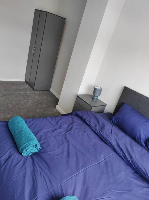 דירות Cosy Brighouse 3 Bed House-Great For Contractors מראה חיצוני תמונה