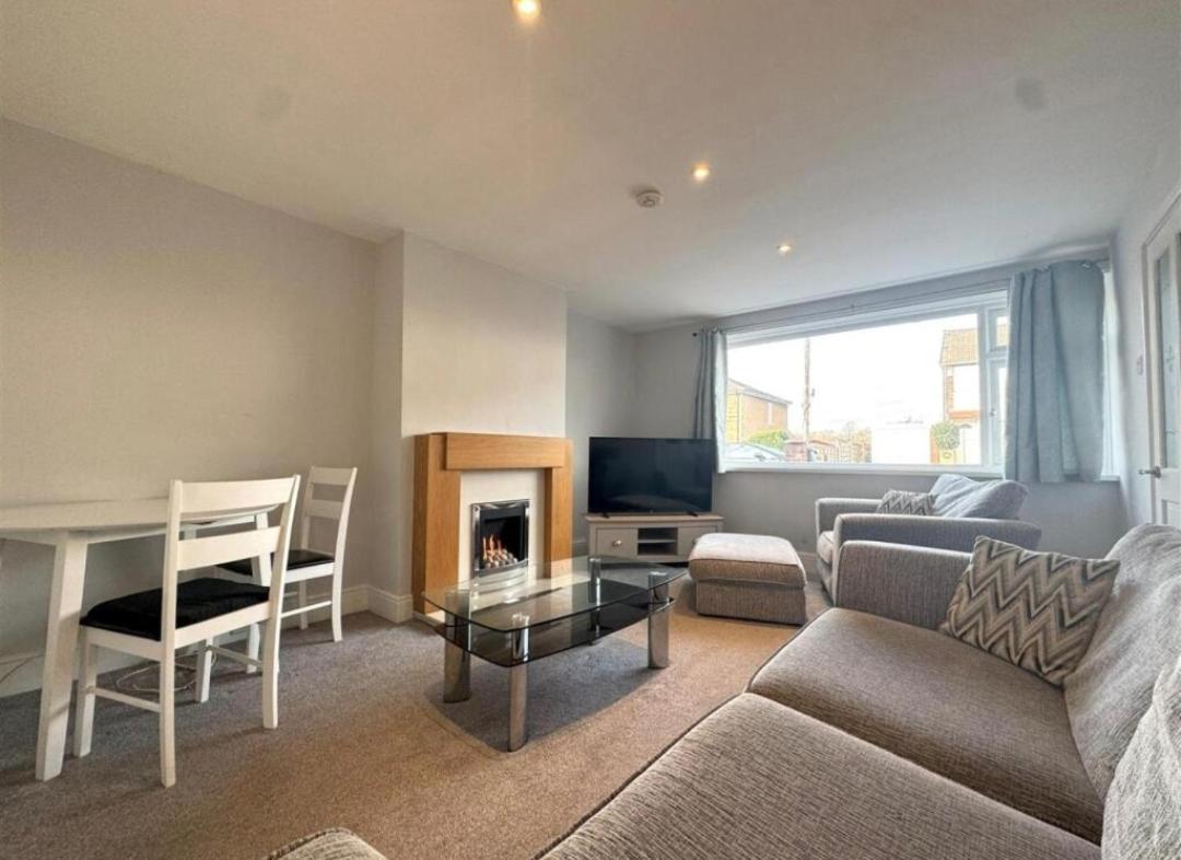 דירות Cosy Brighouse 3 Bed House-Great For Contractors מראה חיצוני תמונה